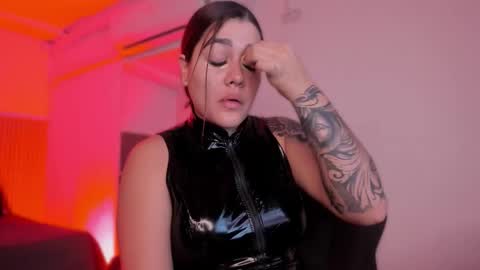 Bonnie  online show from 01-14-26, 11:27