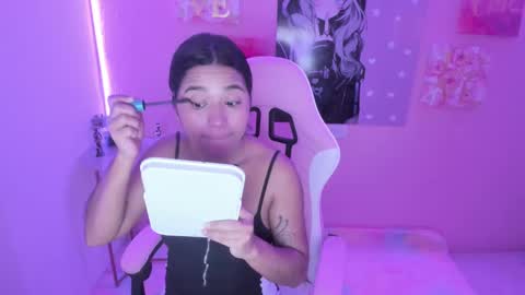 Snapshot of bonnie_benet chatting on 01-25-25, 11:55 Bonnie online show from 01-25-25, 11:55