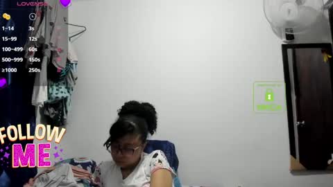 bonnie lam  hello welcome to my room I hope you have fun and you can reach your maximum pleasure here with me online show from 04-25-26, 03:31