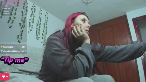 Bonnie Help me reach 500 likes online show from 01-04-25, 01:10