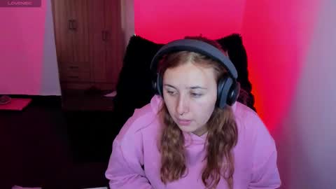 Bonnie Help me reach 500 likes online show from 02-24-26, 06:17