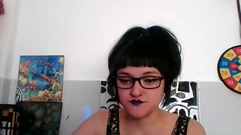 Snapshot of bonniediamond chatting on 03-06-26, 08:27 bonniediamond online show from 03-06-26, 08:27