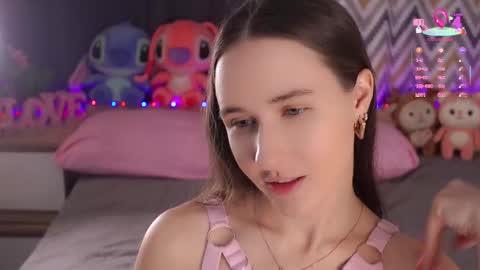 Emma online show from 09-12-25, 01:06