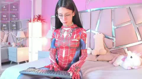 Bonnie  online show from 04-18-26, 05:06