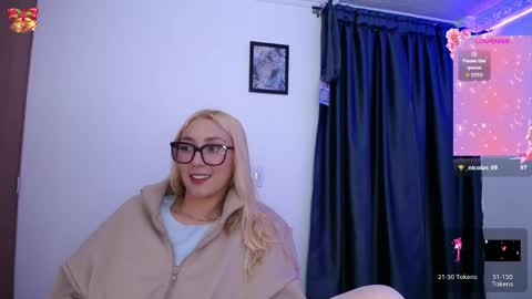 Snapshot of bonny_clyde_xx_ chatting on 04-13-26, 03:45 Soffy Brooks Independent model online show from 04-13-26, 03:45