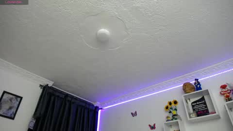 Snapshot of bonny_clyde_xx_ chatting on 04-14-26, 05:46 Soffy Brooks Independent model online show from 04-14-26, 05:46