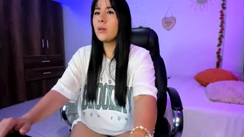 Snapshot of bonny_greylm chatting on 01-07-26, 02:58 sofia online show from 01-07-26, 02:58