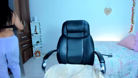 Snapshot of bonny_greylm chatting on 02-13-26, 12:39 sofia online show from 02-13-26, 12:39