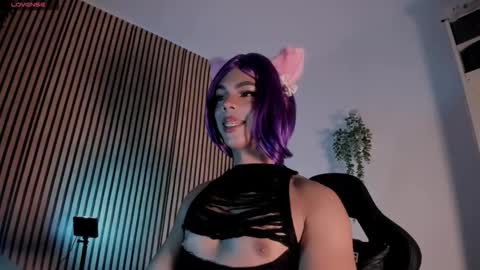 Snapshot of bonny_shine599 chatting on 10-22-25, 07:52 Bonny Shine online show from 10-22-25, 07:52