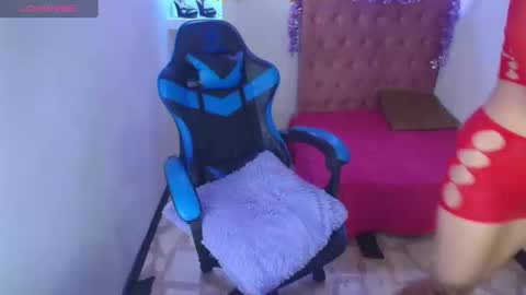 Snapshot of bonnye_star chatting on 12-31-24, 11:06   online show from 12-31-24, 11:06