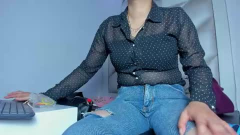 Snapshot of bonnyloo chatting on 07-13-26, 09:06 bonnyloo online show from 07-13-26, 09:06