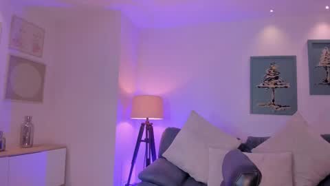 Snapshot of bonnyrosex chatting on 09-17-25, 08:54 Bonny online show from 09-17-25, 08:54