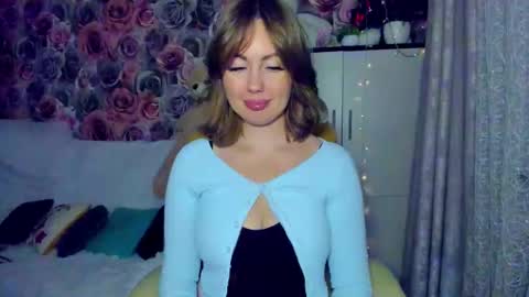 Snapshot of bonybenessy chatting on 01-04-25, 07:23 Mira online show from 01-04-25, 07:23