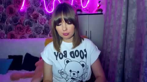 Snapshot of bonybenessy chatting on 03-02-25, 07:56 Mira online show from 03-02-25, 07:56