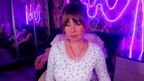 Snapshot of bonybenessy chatting on 09-15-25, 07:36 Mira online show from 09-15-25, 07:36