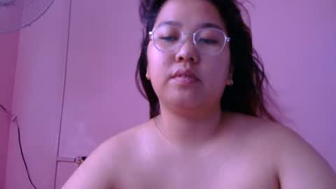 Snapshot of boobsiemarie chatting on 07-08-26, 02:16 MommyMarie-Singlemom of 2. online show from 07-08-26, 02:16