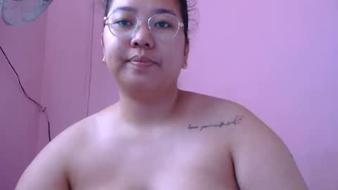 Snapshot of boobsiemarie chatting on 07-24-26, 02:09 MommyMarie-Singlemom of 2. online show from 07-24-26, 02:09