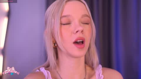 Alina online show from 04-26-26, 07:39