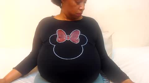 boobyqueen online show from 06-18-26, 02:23