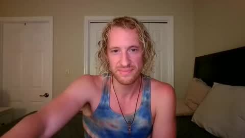 Snapshot of bookandbrawn chatting on 11-20-25, 02:45 BookAndBrawn online show from 11-20-25, 02:45