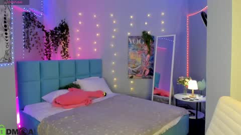 Milena online show from 06-02-26, 02:57