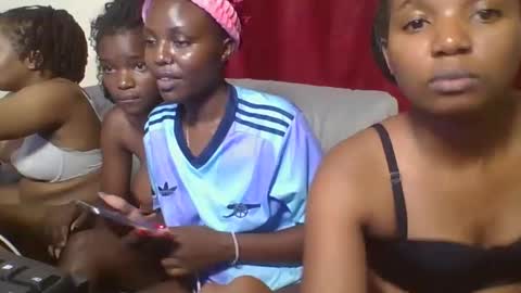 bootie_caramel online show from 02-24-25, 09:31