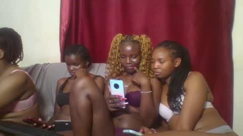 bootie_caramel online show from 02-26-25, 05:17