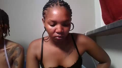 Snapshot of bootie_caramel chatting on 06-05-26, 12:22 bootie_caramel online show from 06-05-26, 12:22