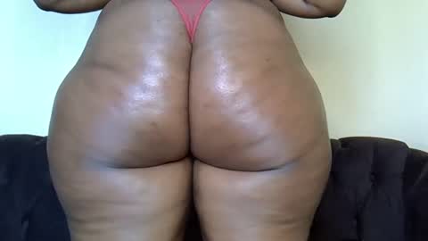 Snapshot of bootieshakess chatting on 12-29-24, 01:49 bootieshakess online show from 12-29-24, 01:49