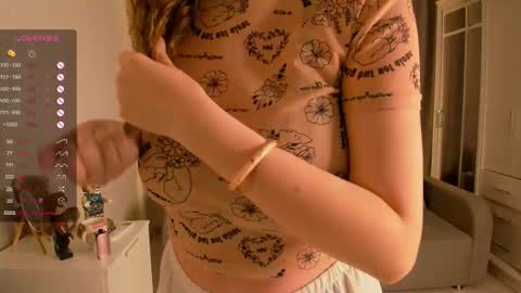 Ella online show from 09-22-25, 06:54