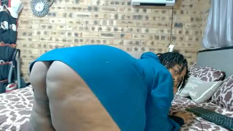 bootytwerkxxx online show from 07-12-26, 04:47