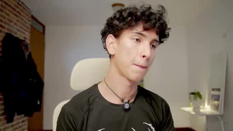 Bream online show from 12-15-25, 01:37