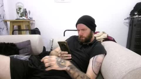 boredpunkdude666 online show from 03-11-26, 12:16