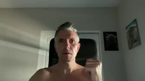 Snapshot of borisdm1976 chatting on 10-19-25, 05:24 borisdm1976 online show from 10-19-25, 05:24