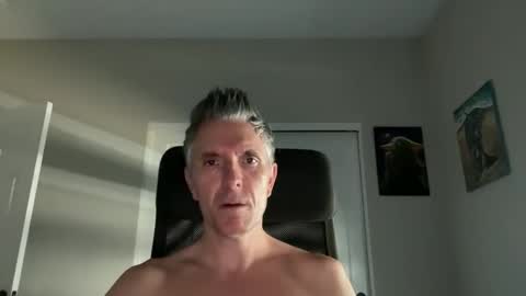 Snapshot of borisdm1976 chatting on 10-26-25, 06:03 borisdm1976 online show from 10-26-25, 06:03