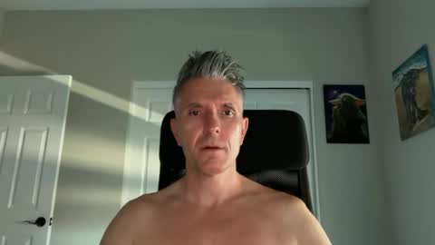 borisdm1976 online show from 06-18-26, 08:24