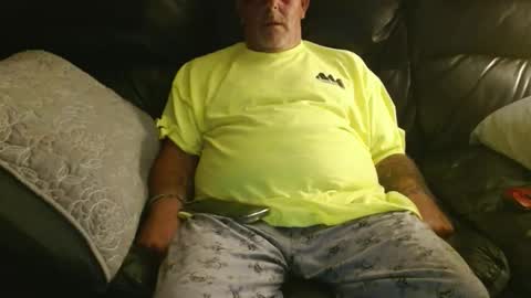 bostonguy1969 online show from 09-19-25, 02:02