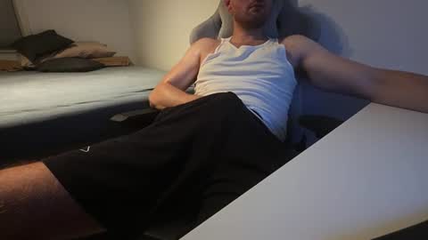Snapshot of bottomtsinner chatting on 07-02-26, 11:22 bottomtsinner online show from 07-02-26, 11:22