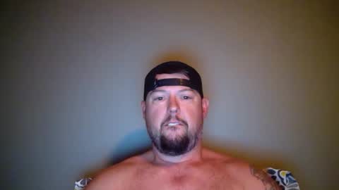 Snapshot of bowtieguy84 chatting on 09-20-25, 06:31 bowtieguy84 online show from 09-20-25, 06:31