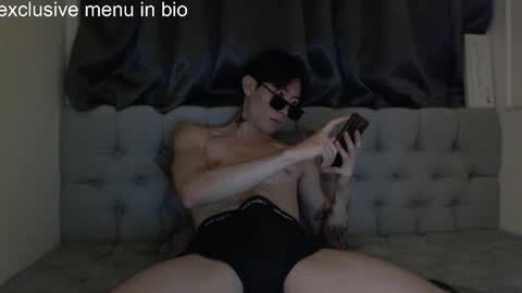 boxman556990 online show from 11-21-25, 09:46