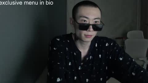 boxman556990 online show from 02-04-26, 01:00