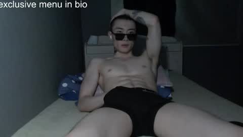 Snapshot of boxman556990 chatting on 05-27-26, 10:01 boxman556990 online show from 05-27-26, 10:01