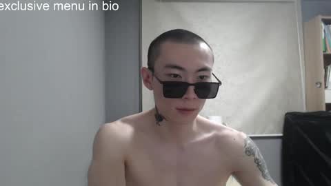 Snapshot of boxman556990 chatting on 06-04-26, 04:51 boxman556990 online show from 06-04-26, 04:51