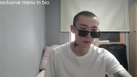 Snapshot of boxman556990 chatting on 06-06-26, 06:51 boxman556990 online show from 06-06-26, 06:51