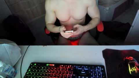 Snapshot of boy_boy22 chatting on 11-24-25, 12:10 boy_boy22 online show from 11-24-25, 12:10