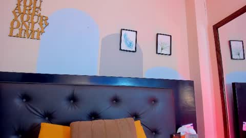 Snapshot of boy_mathew chatting on 06-20-26, 11:02 Mathew online show from 06-20-26, 11:02