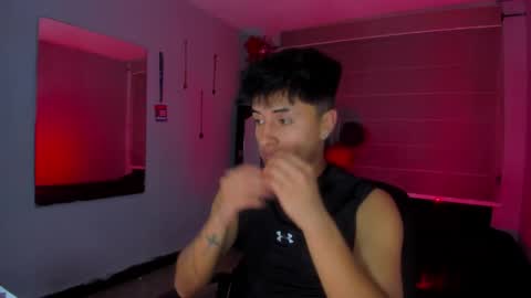 Snapshot of boy_nauthy chatting on 01-28-25, 04:29 boy_nauthy online show from 01-28-25, 04:29