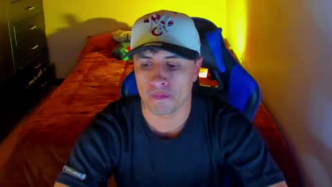 Snapshot of boy_nauthy chatting on 04-30-26, 12:06 boy_nauthy online show from 04-30-26, 12:06