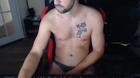 boy_t0y89 online show from 11-15-25, 12:34