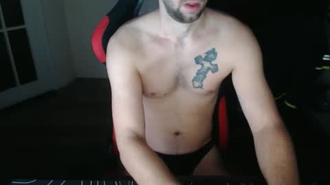 boy_t0y89 online show from 12-17-25, 05:46